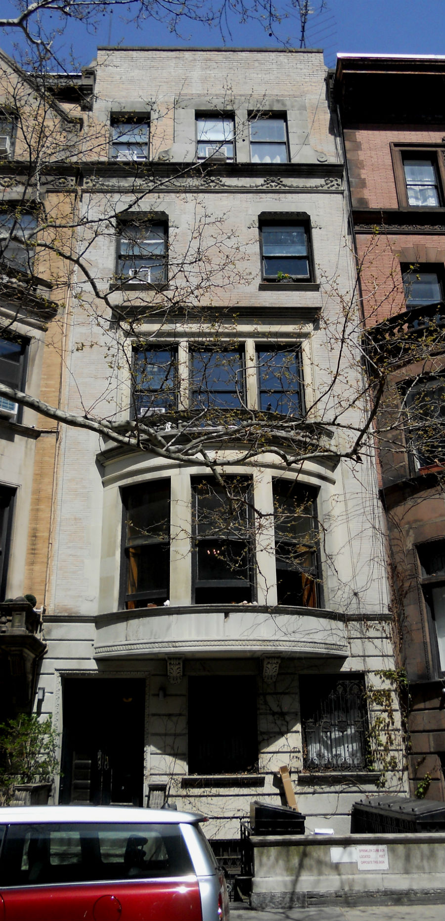 35 West 69th Street