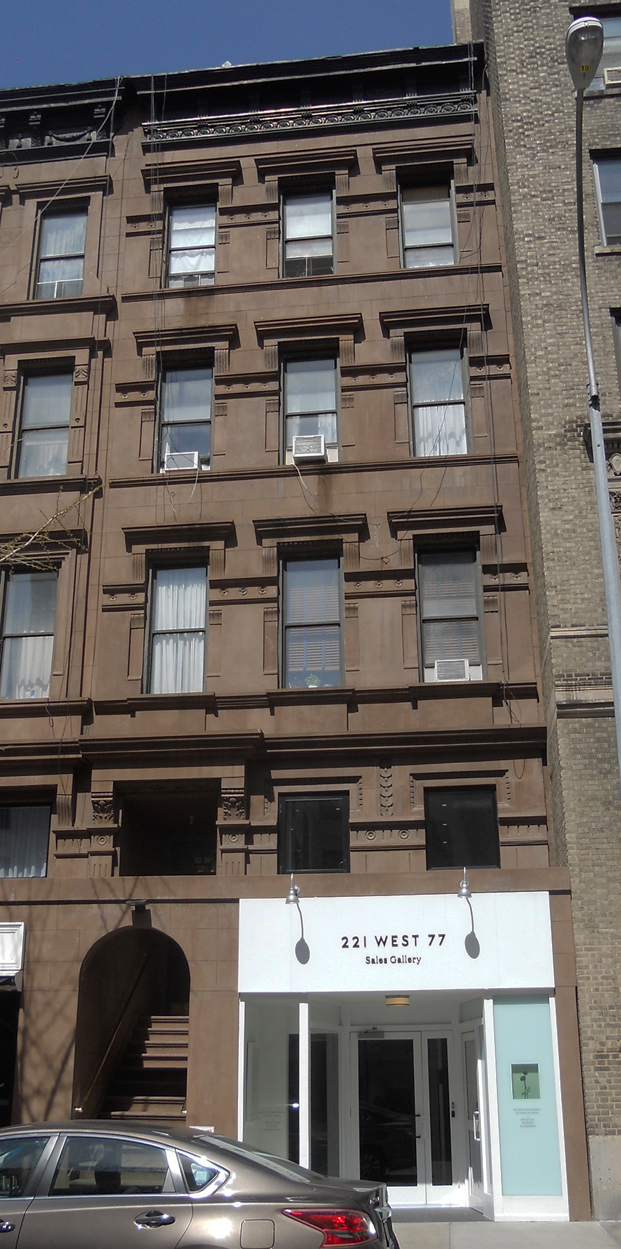 67 West 71st Street