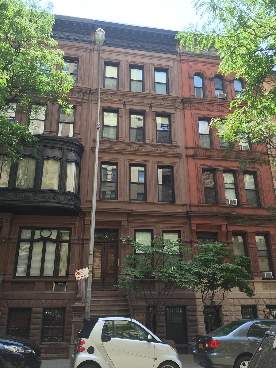 20 West 71st Street