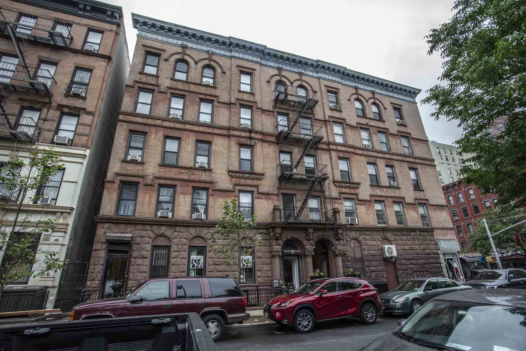 495 Amsterdam Avenue, AKA 162 West 84th Street