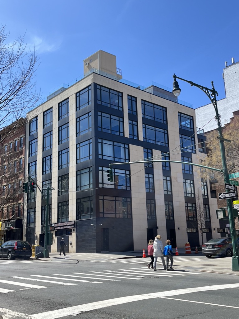 952 Columbus Avenue (100 West 107th Street)