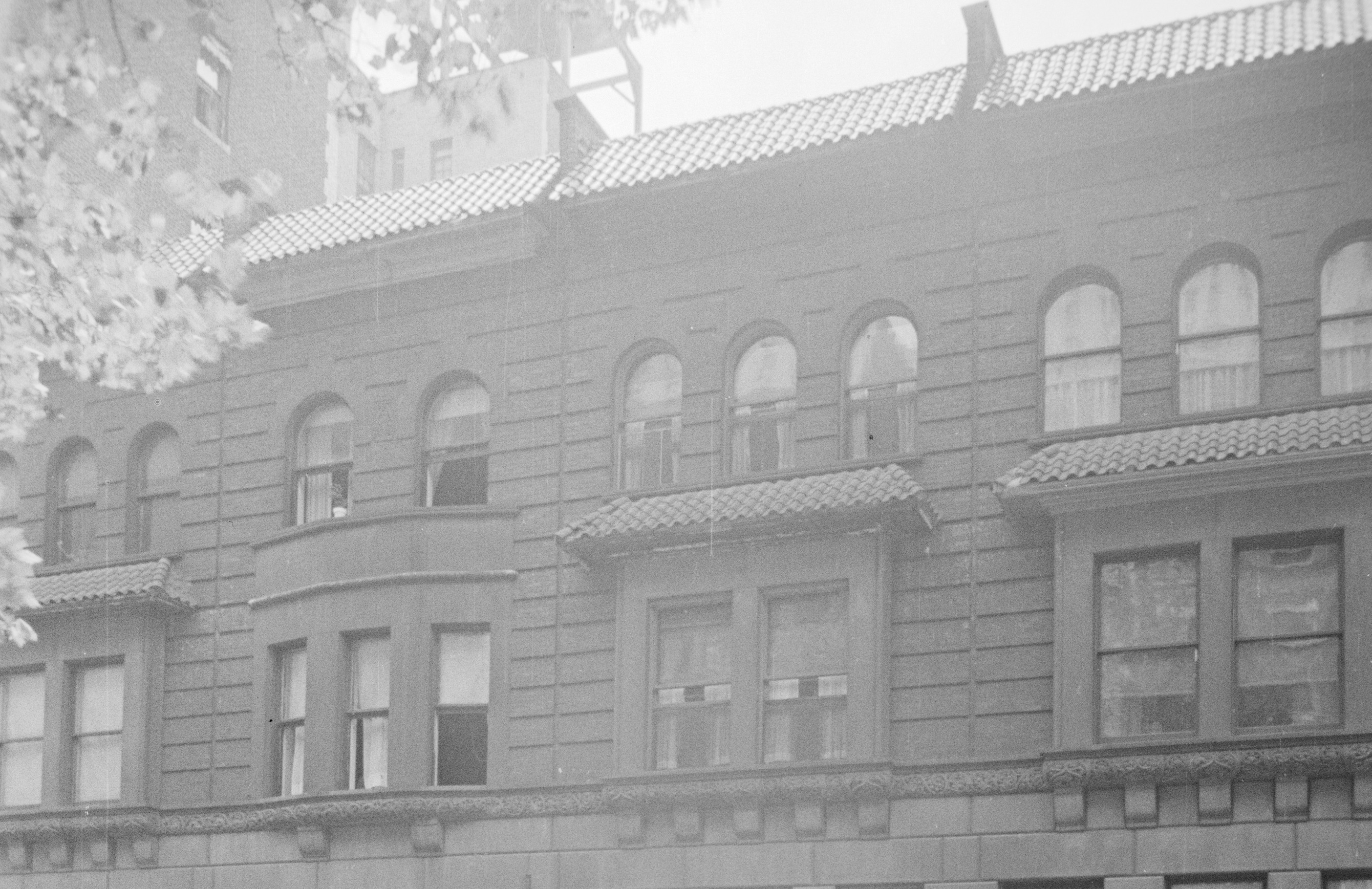 B&W Tax photo of 318 West 85th St. Image courtesy of NYC Municipal Archives.