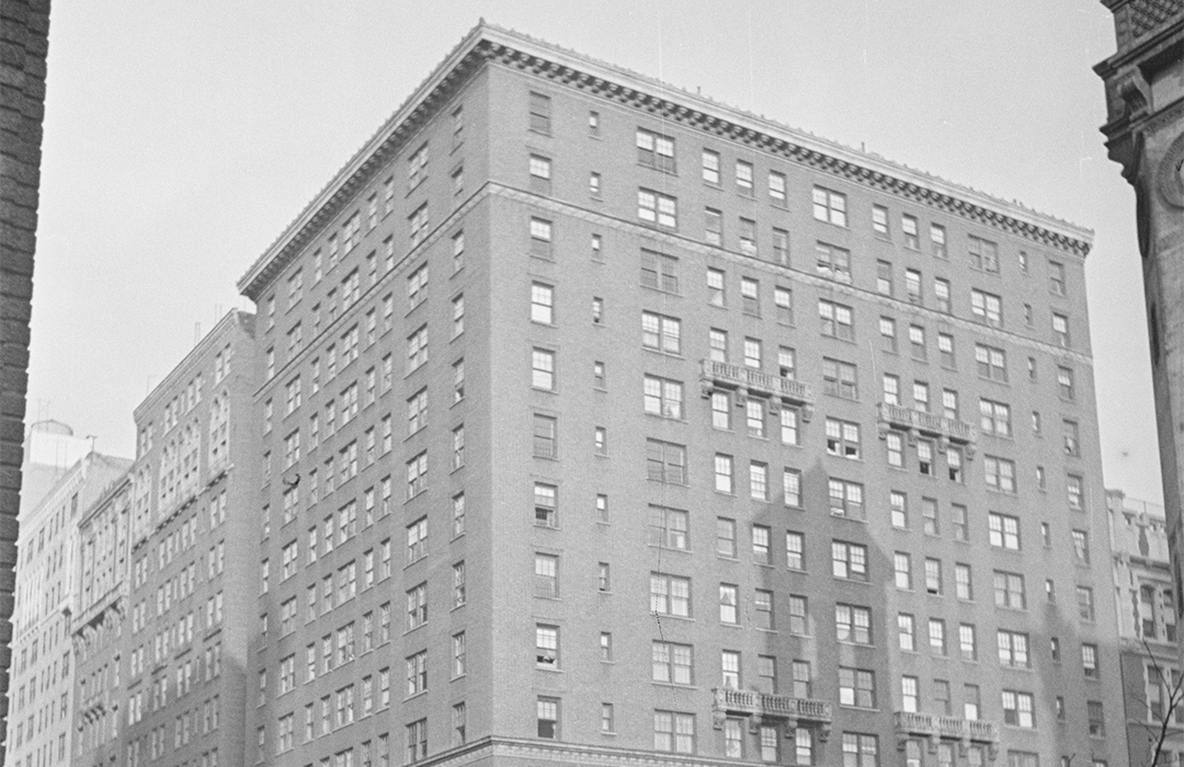 B&W NYC Tax Photo of 545 West End Avenue