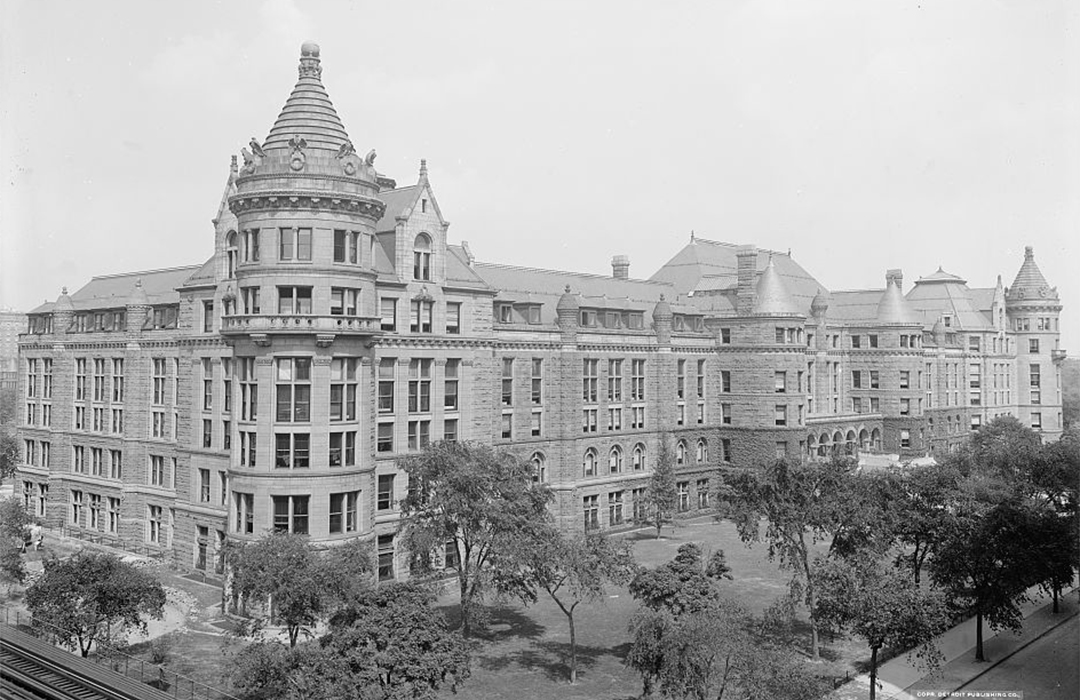 B & W rendering of Central Park West Elevation of John Russell Pope's award-winning design