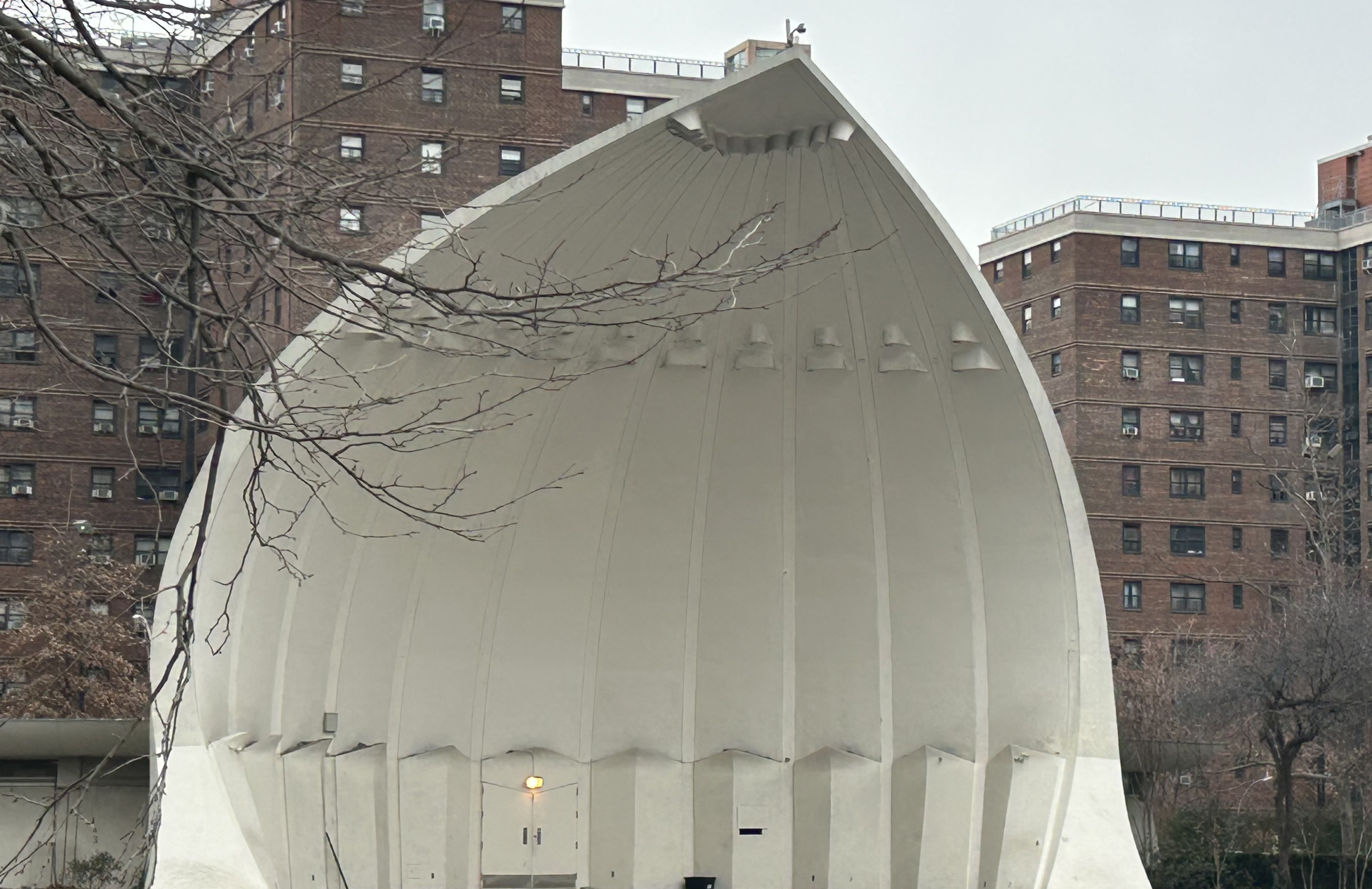 Photo of Damrosch Park.